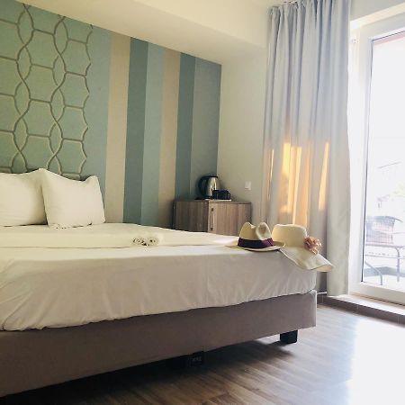 Anna By The Sea Hotel Ефорие Суд Екстериор снимка