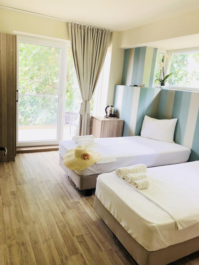 Anna By The Sea Hotel Ефорие Суд Екстериор снимка